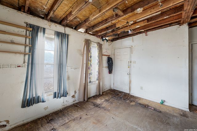 3007 Buena Vista, San Antonio, TX 78207