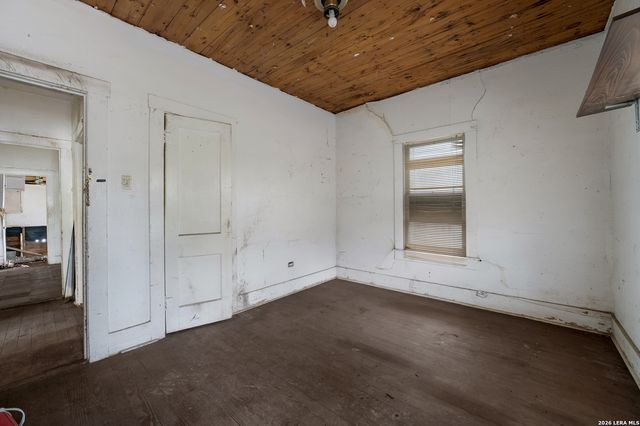 3007 Buena Vista, San Antonio, TX 78207