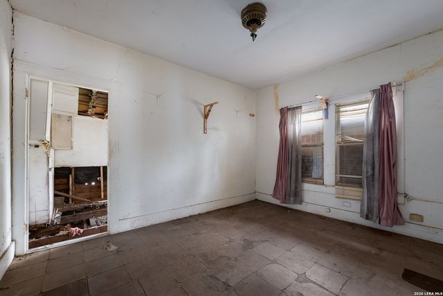 3007 Buena Vista, San Antonio, TX 78207