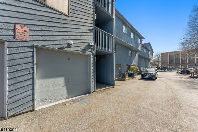 114 Pennington Ave T, Passaic City, NJ 07055