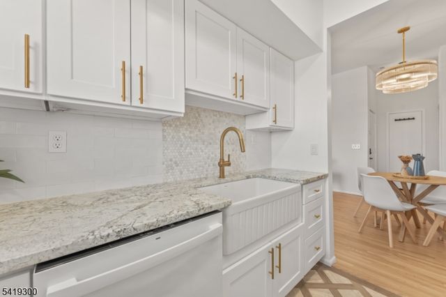 114 Pennington Ave T, Passaic City, NJ 07055