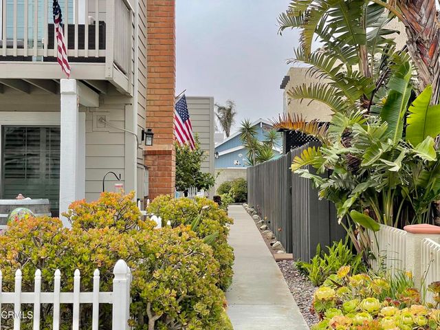 4958 Nautilus Street, Oxnard, CA 93035