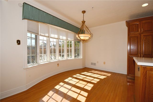 215 Victoria Ln, Peters Twp, PA 15317