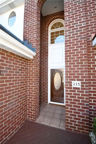 215 Victoria Ln, Peters Twp, PA 15317