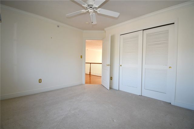 215 Victoria Ln, Peters Twp, PA 15317