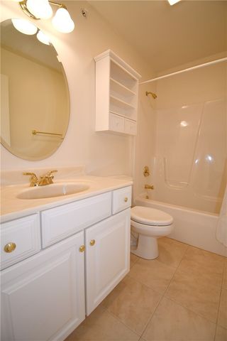 215 Victoria Ln, Peters Twp, PA 15317