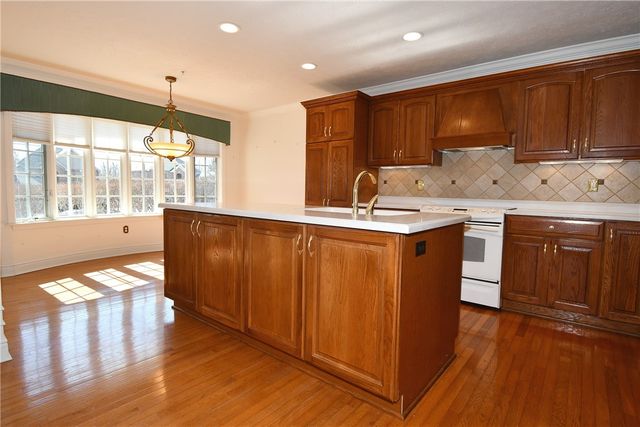 215 Victoria Ln, Peters Twp, PA 15317