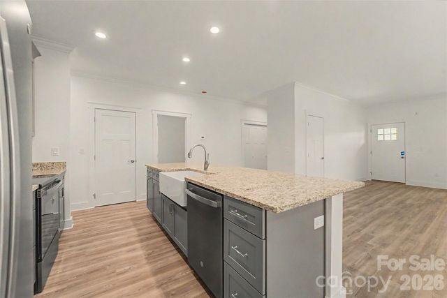 99 Junes Way, Waynesville, NC 28786