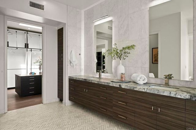 2170 Via Nina, La Jolla, CA 92037