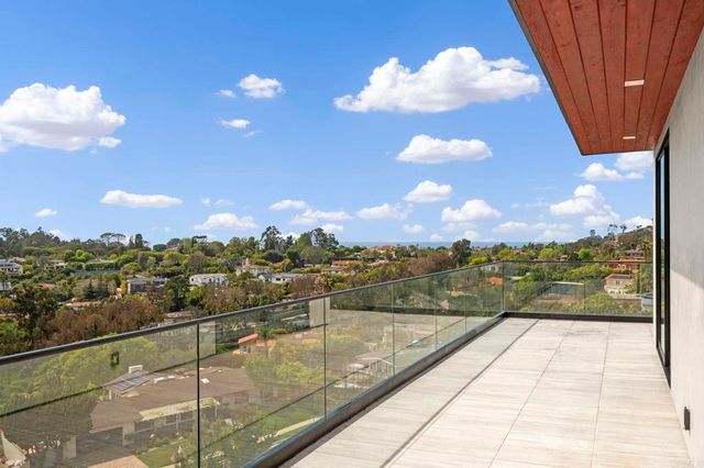 2170 Via Nina, La Jolla, CA 92037