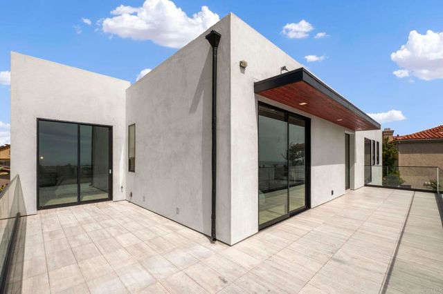2170 Via Nina, La Jolla, CA 92037
