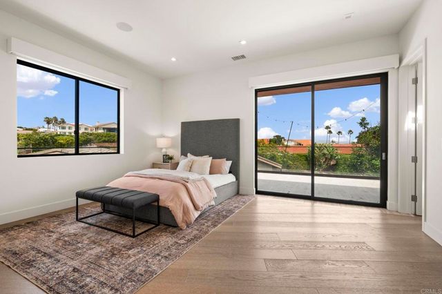2170 Via Nina, La Jolla, CA 92037