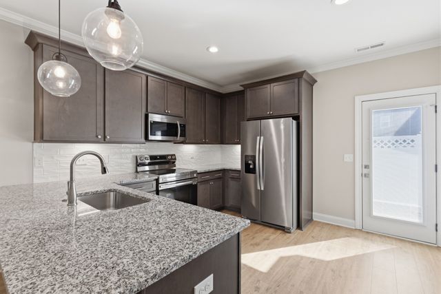 1428 Rebecca Johns Dr, Murfreesboro, TN 37128