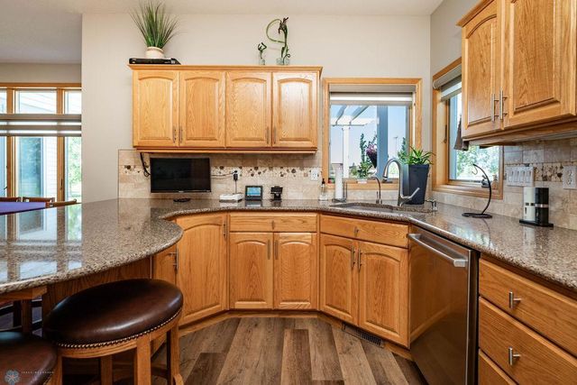 6139 16th Street S, Fargo, ND 58104
