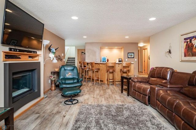 6139 16th Street S, Fargo, ND 58104