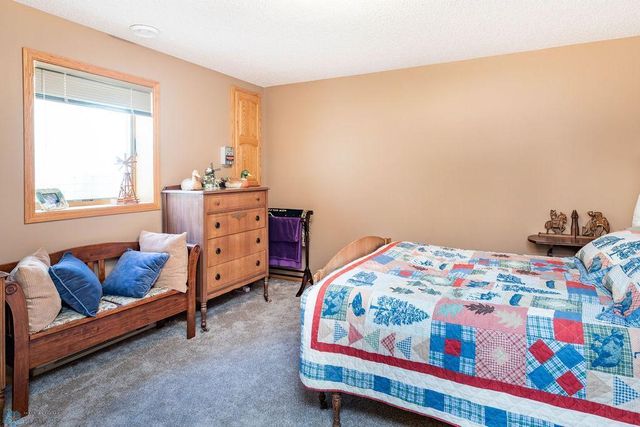 6139 16th Street S, Fargo, ND 58104