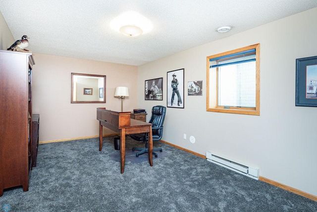 6139 16th Street S, Fargo, ND 58104