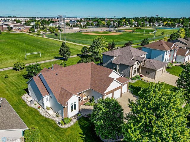 6139 16th Street S, Fargo, ND 58104