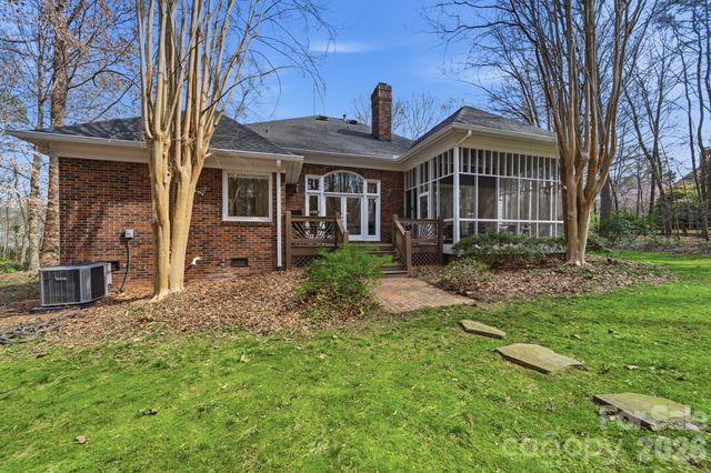 2030 Sandy Pond Lane, Waxhaw, NC 28173