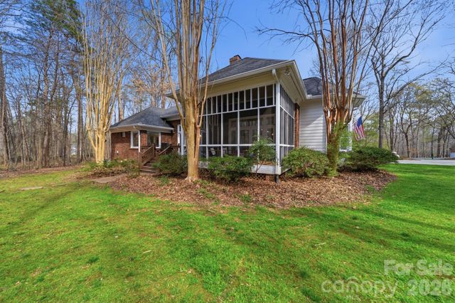 2030 Sandy Pond Lane, Waxhaw, NC 28173