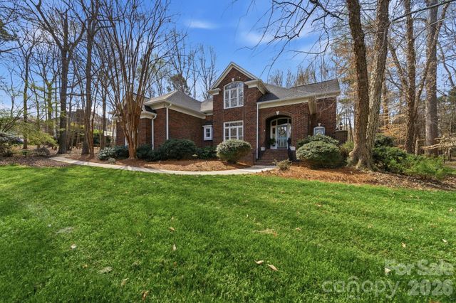 2030 Sandy Pond Lane, Waxhaw, NC 28173