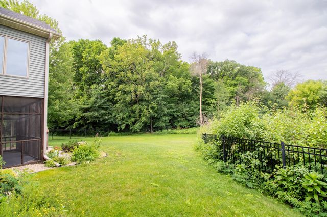 6739 Yellowstone Lane N, Maple Grove, MN 55311