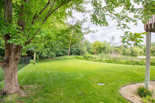 6739 Yellowstone Lane N, Maple Grove, MN 55311