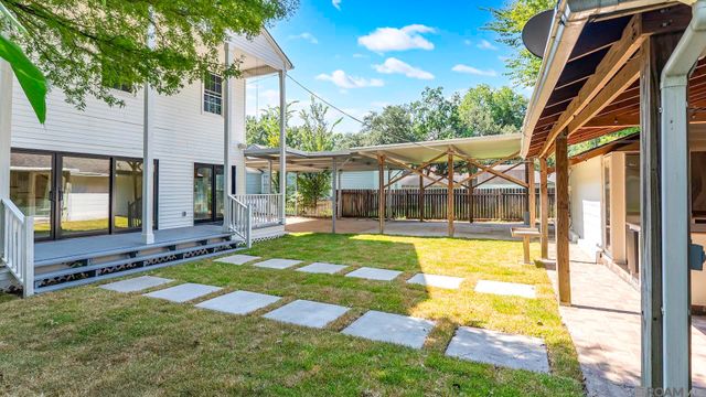 2267 Cedardale Ave, Baton Rouge, LA 70808