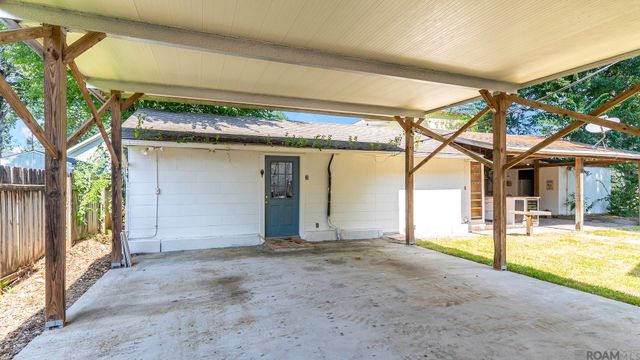 2267 Cedardale Ave, Baton Rouge, LA 70808