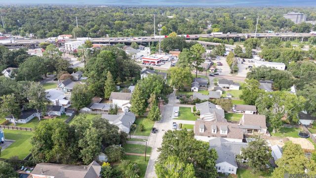 2267 Cedardale Ave, Baton Rouge, LA 70808