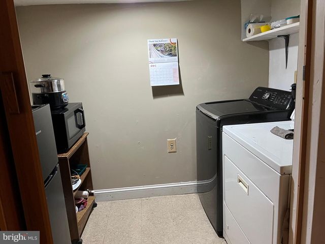 1230 W 37TH ST, Baltimore, MD 21211