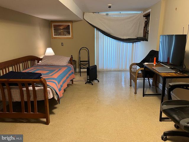 1230 W 37TH ST, Baltimore, MD 21211