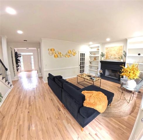 1952 Skidmore Circle, Lawrenceville, GA 30044