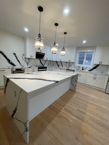 14 Arbor Ln, Dedham, MA 02026