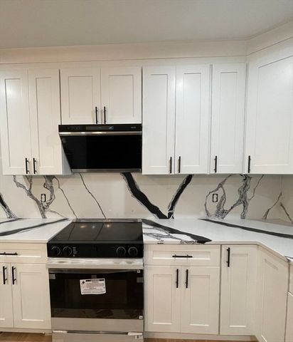 14 Arbor Ln, Dedham, MA 02026