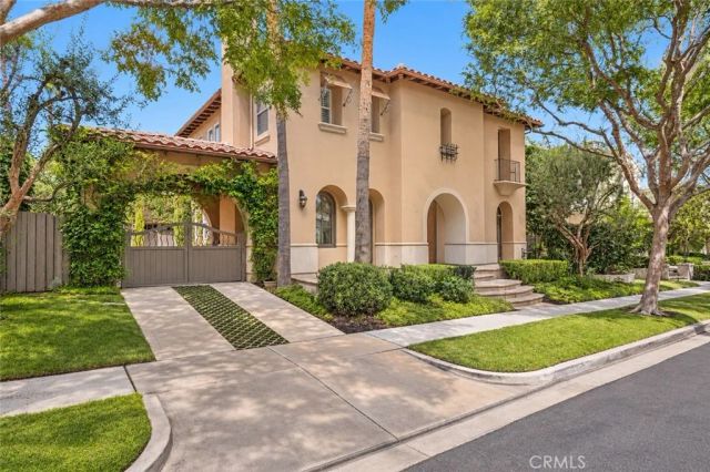 25 Peppertree, Newport Beach, CA 92660