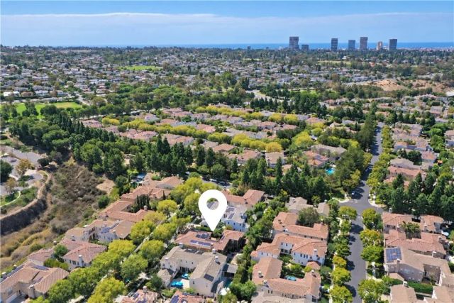 25 Peppertree, Newport Beach, CA 92660
