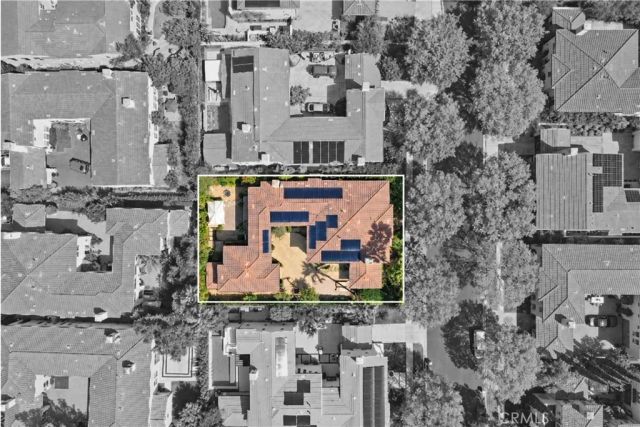 25 Peppertree, Newport Beach, CA 92660