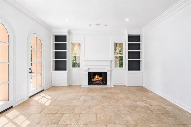 25 Peppertree, Newport Beach, CA 92660