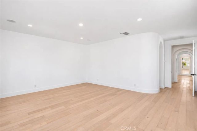 25 Peppertree, Newport Beach, CA 92660
