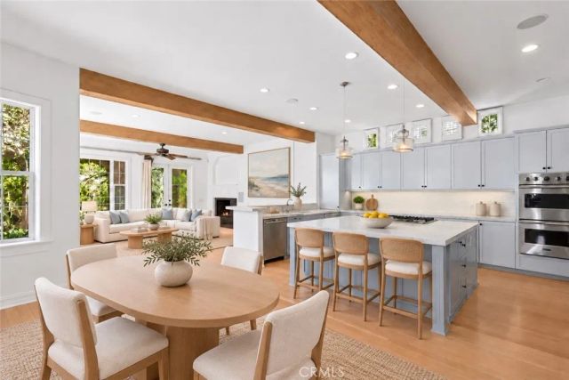 25 Peppertree, Newport Beach, CA 92660