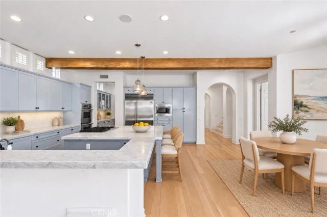 25 Peppertree, Newport Beach, CA 92660