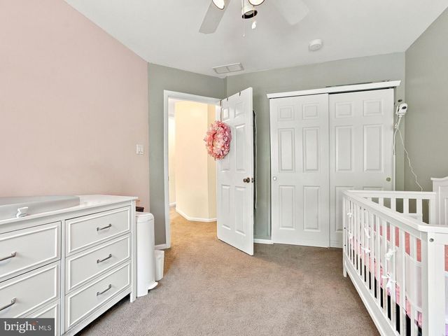 49 SMOKEY RUN DR, Berlin, NJ 08009
