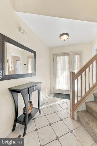 49 SMOKEY RUN DR, Berlin, NJ 08009