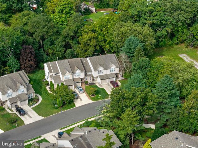 49 SMOKEY RUN DR, Berlin, NJ 08009