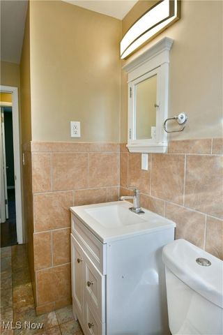 192 N Main Street, Youngstown, OH 44515