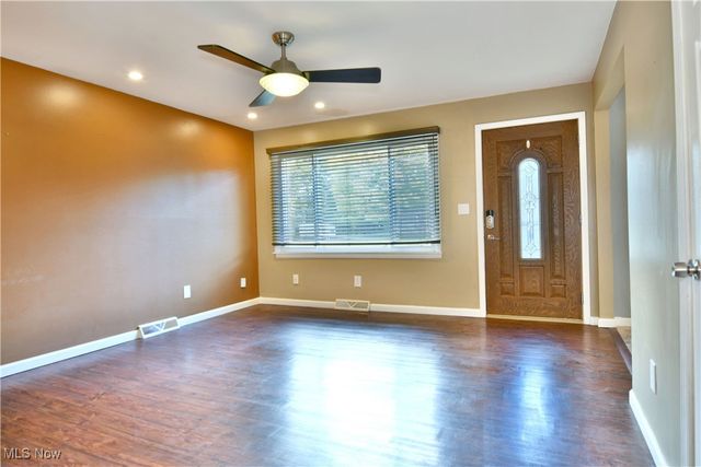 192 N Main Street, Youngstown, OH 44515