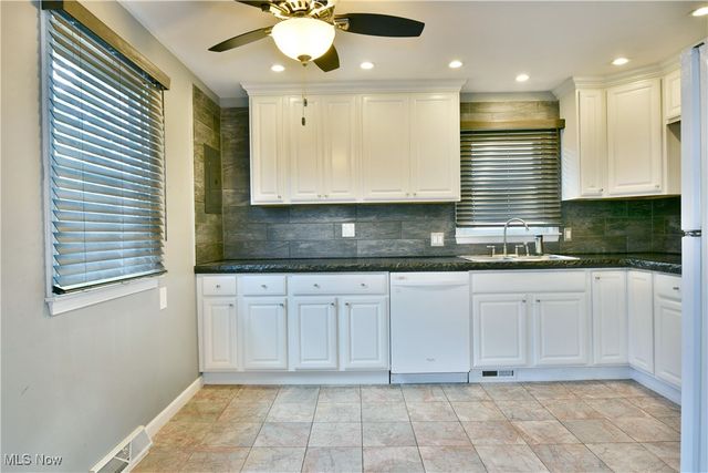 192 N Main Street, Youngstown, OH 44515