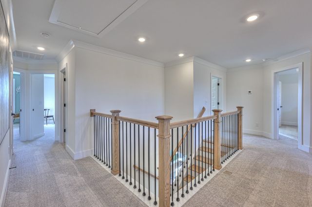 2088 Layla Lane, White House, TN 37188