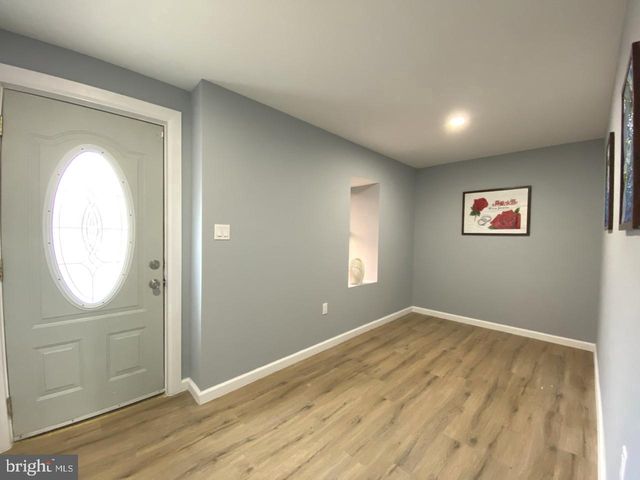 5812 CEDARHURST ST, Philadelphia, PA 19143